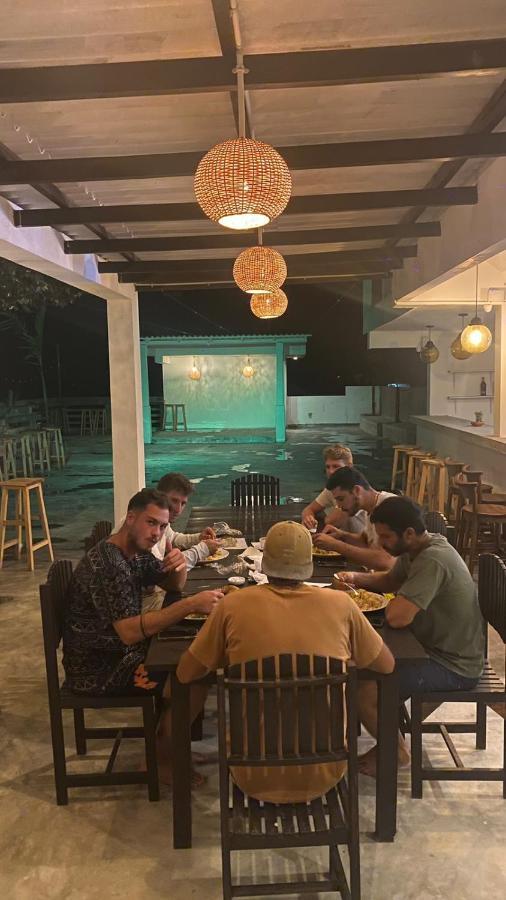 Cozy Cocos Hotel Weligama Ngoại thất bức ảnh