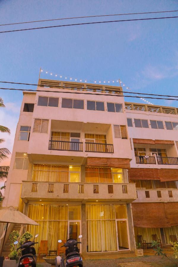 Cozy Cocos Hotel Weligama Ngoại thất bức ảnh